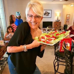 Meet your Posher, Rosalie